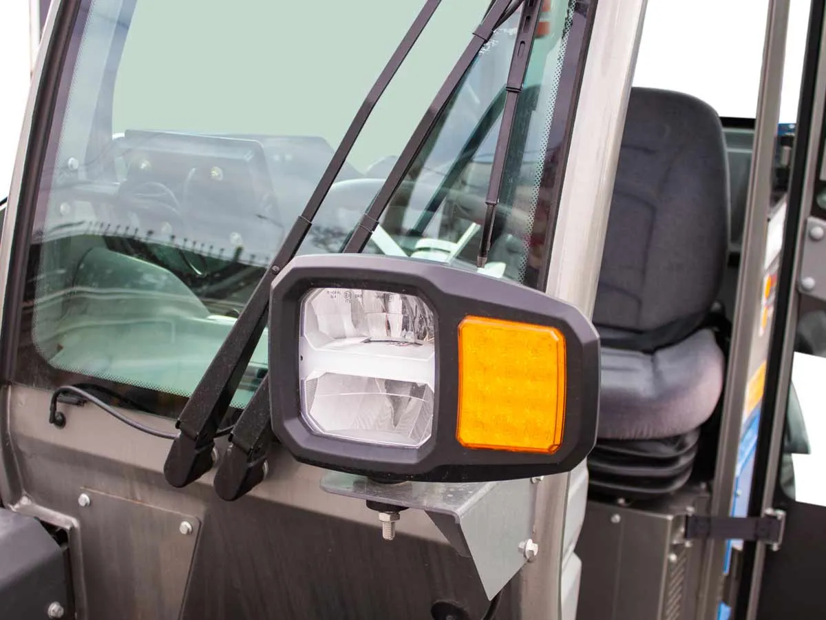 T13.4 Cab A/C Yanmar | Graecus | Τηλεσκοπικό ανυψωτικό περονοφόρο 4×4 4WD