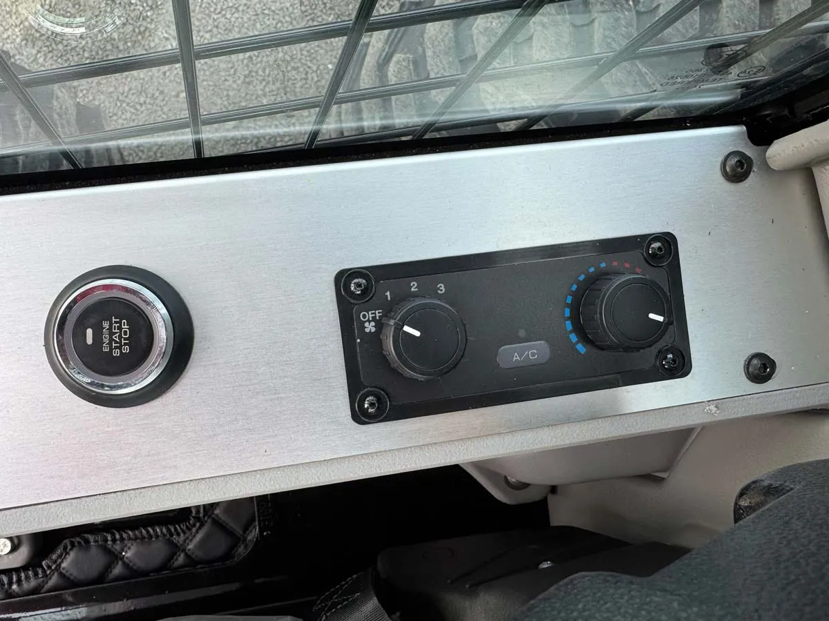 MYRMIDON SS12 Cab A/C Yanmar | Graecus | Φορτωτάκι τύπου Bobcat