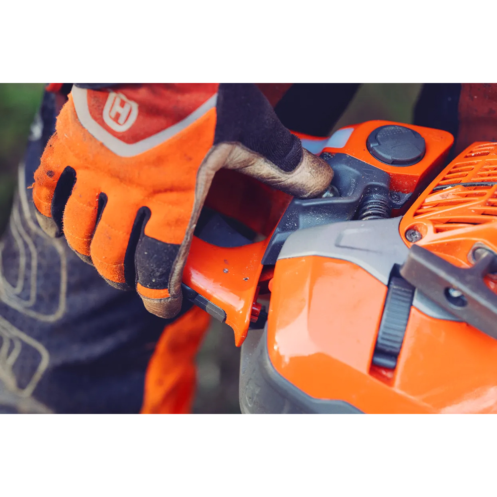 Husqvarna | Αλυσοπρίονο 564XP με λάμα και αλυσίδα 20