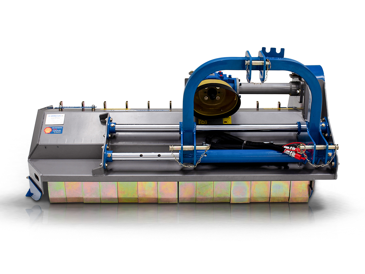 BK 150 | Graecus | Καταστροφέας βαρέως τύπου, με μετατόπιση, οδοντωτά σφυριά και λεπίδες συλλογής στο πίσω μέρος 