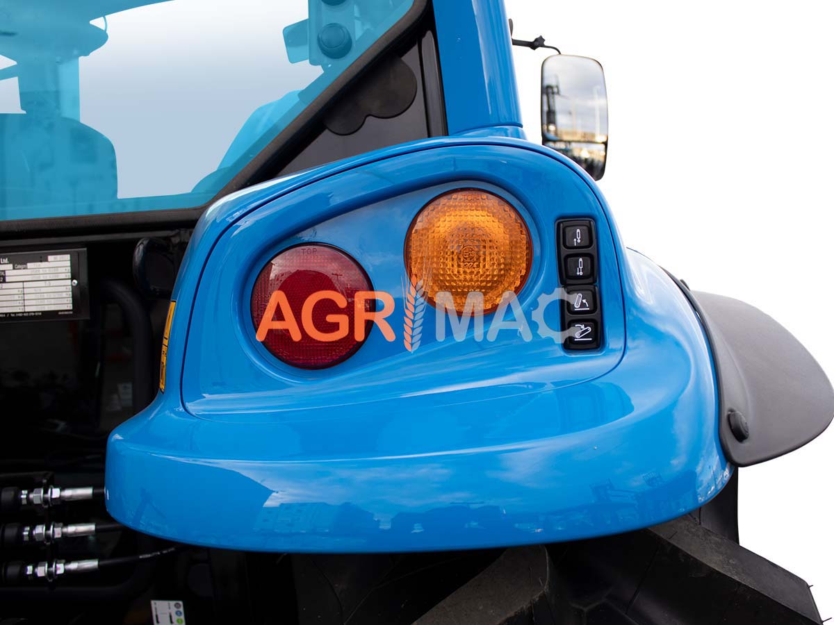 MT7.101 | LS Tractor | 122HP 4WD 3595cc κινητήρας Iveco τρακτέρ Standard συνδιασμός με GRAECUS FREZA B205