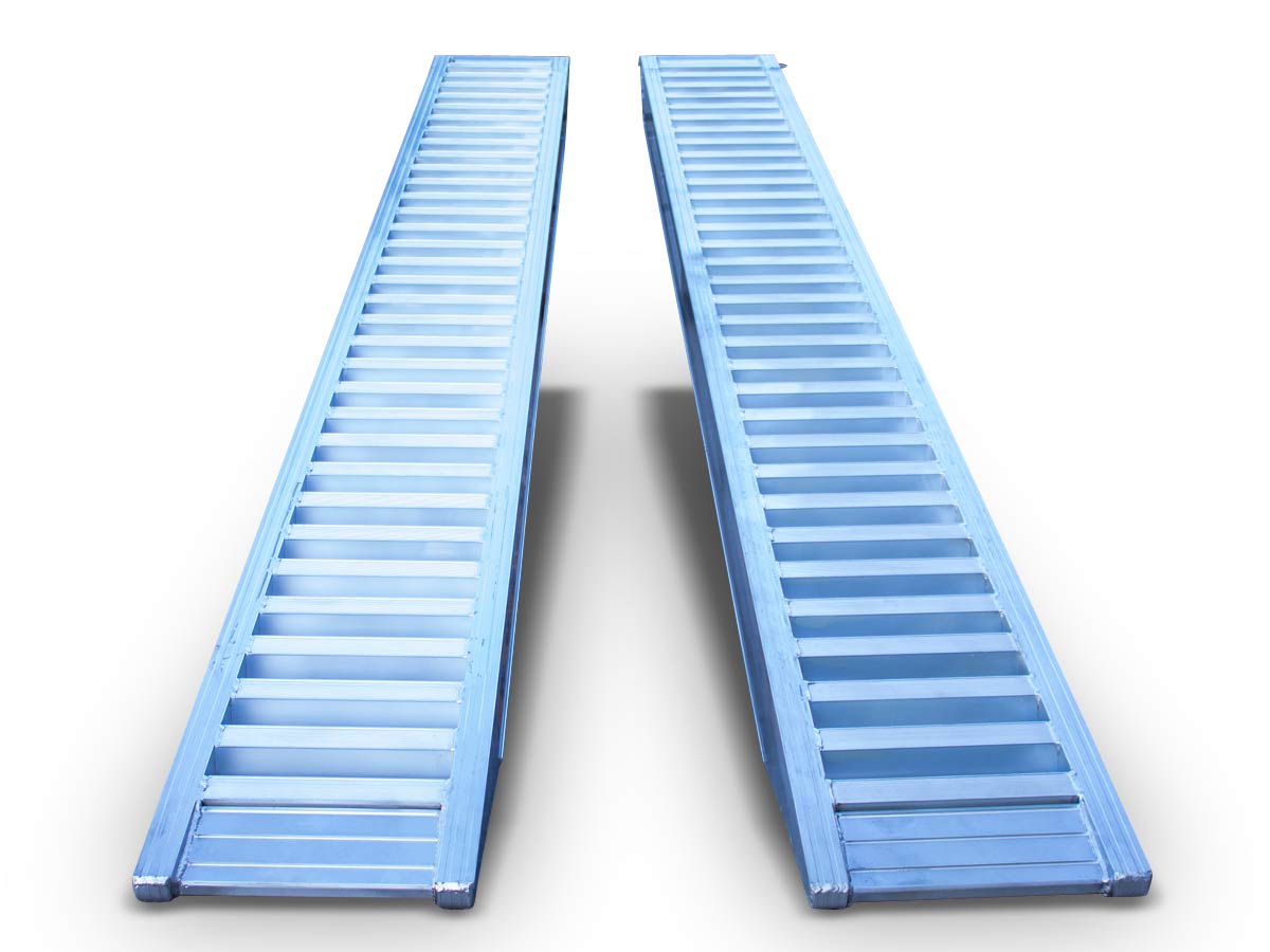 3500RAMP5T | Graecus | Ράμπες αλουμινίου (x2) μήκους 3500mm για λαστιχοφόρο ή ερπυστριοφόρο μηχάνημα απόβαρου 5000kg