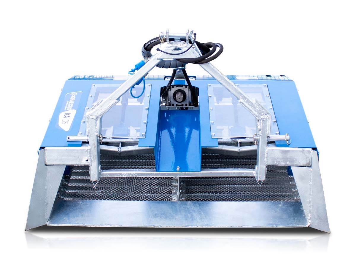 KA105 | Graecus | Μηχάνημα καθαρισμού ακτών για τρακτέρ 