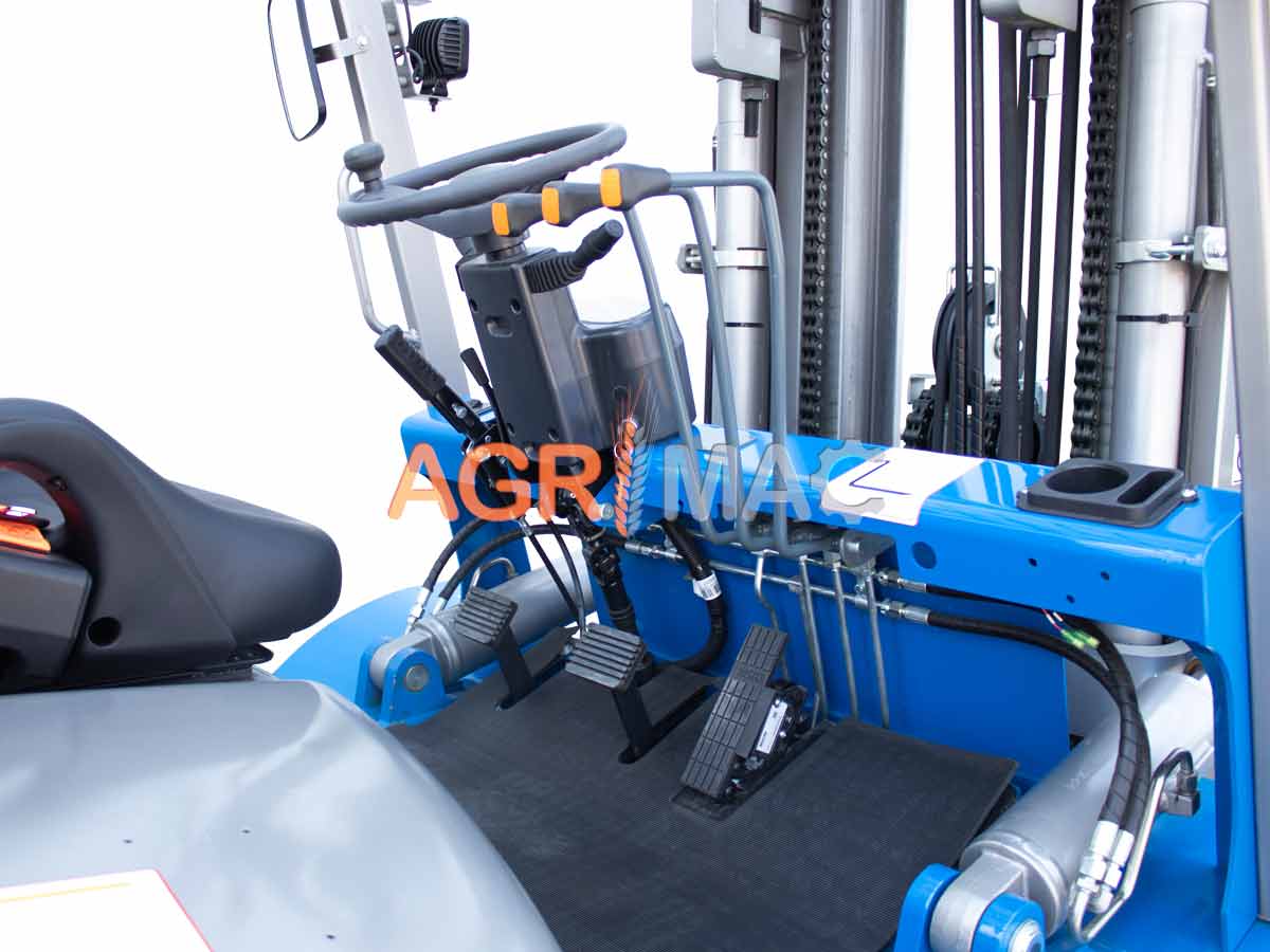 FD70V | Graecus | Κλάρκ 7.0Τ STAGE V diesel | Duplex 3000mm | υδραυλική πλάγια μετατόπιση | πιρούνια 1220mm