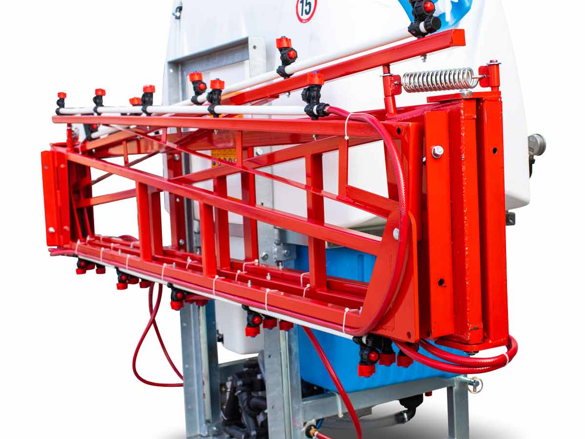 PA700+AD12 | Agron Mag | 700L/12m Ραντιστικο-Ψεκαστικο 3 καζάνια αναρτώμενο με 12 μέτρα μπάρα 