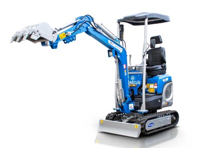 ekskafeas-me-isxiro-kinitira-EB10BOOM