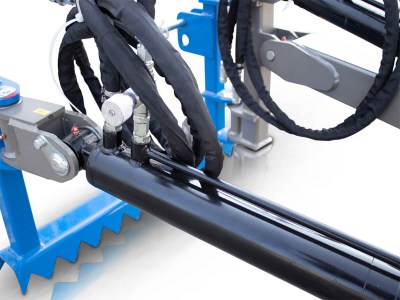 enisximenos-katastrofeas-kormon-gia-trakter-GRAECUS-VGALTIS-61S