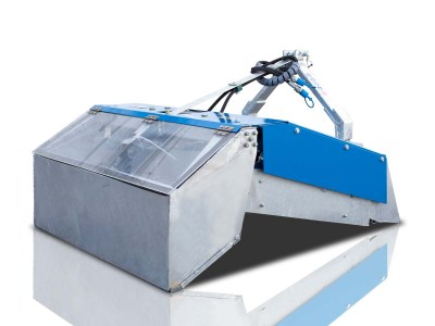 katharistis-paralias-gia-trakter-timi-KA105