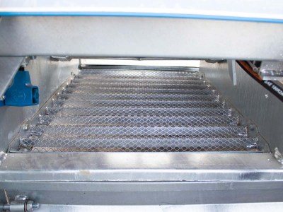 sita-katharisti-akton-gia-trakter-KA105