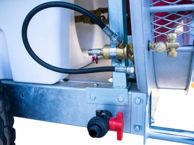 toyrmpina-syromeni-trakter-timi-TPS2000