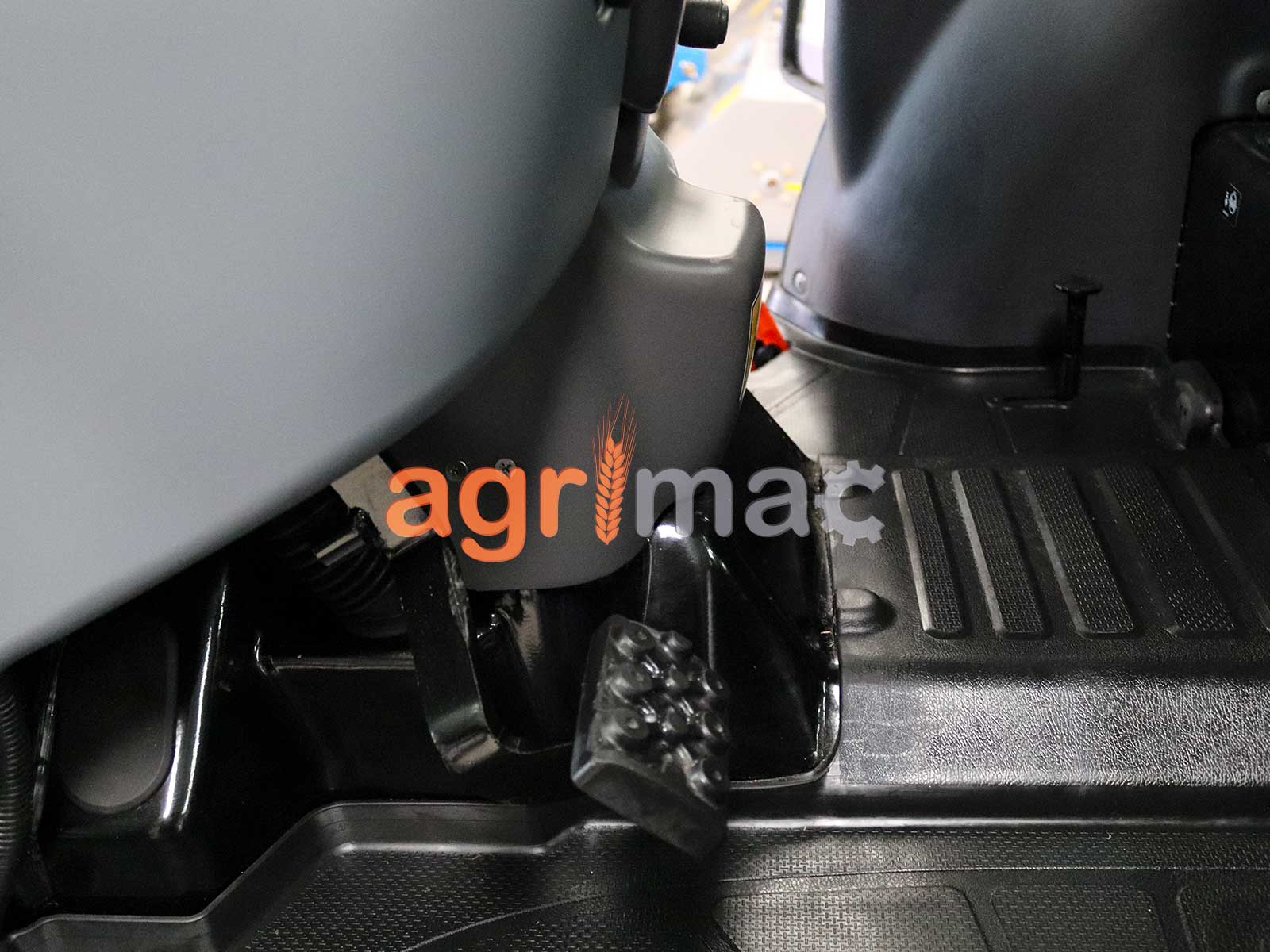 LS XR50 CABIN | LS Tractor | 60hp Καμπίνα Δενδροκομικό Αμπελουργικό Τρακτέρ