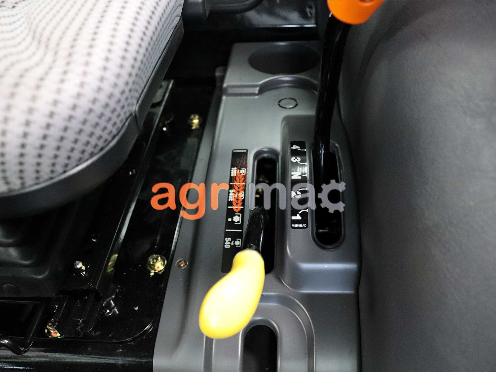 LS XR50 CABIN | LS Tractor | 60hp Καμπίνα Δενδροκομικό Αμπελουργικό Τρακτέρ